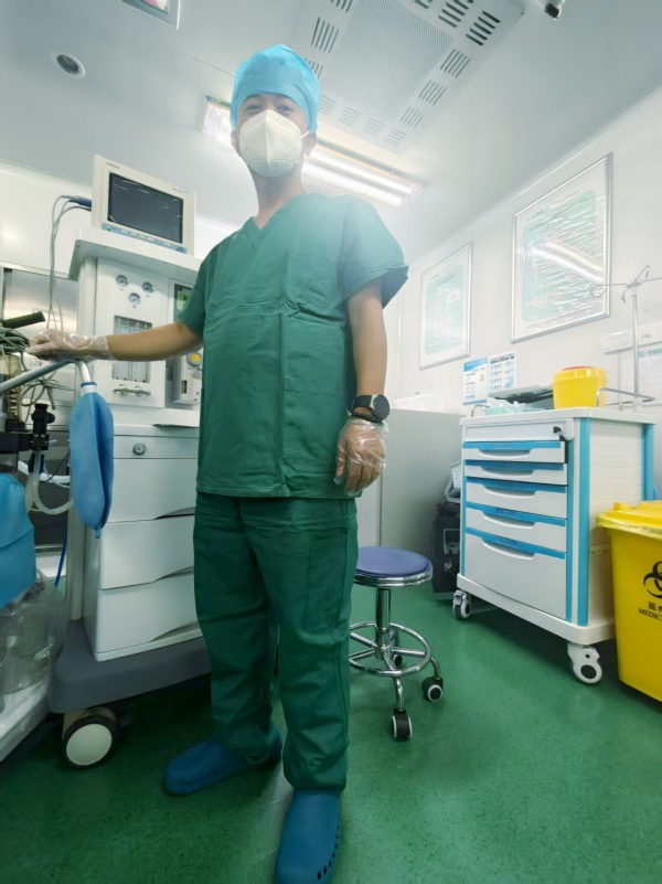 两载仁心守护,致敬无影灯下的生命守护者——记我院麻醉科主任赵建伟入职2周年