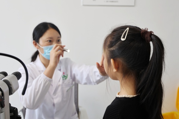 钟山月明时,暖心护成长 | 十二周年庆爱维亲子训练营六盘水站温馨落幕!